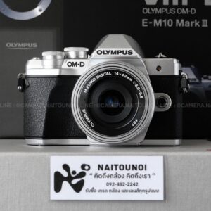 ( Used!! ) Olympus OM-D E-M10 III Silver + Olympus 14-42 F3.5-5.6