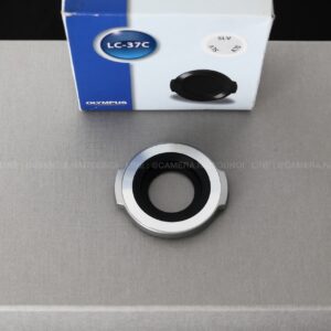 ( Used!! ) Olympus Auto Lens Cap LC-37C Silver For Olympus M.ZUIKO DIGITAL 14-42 F3.5-5.6 EZ Lens