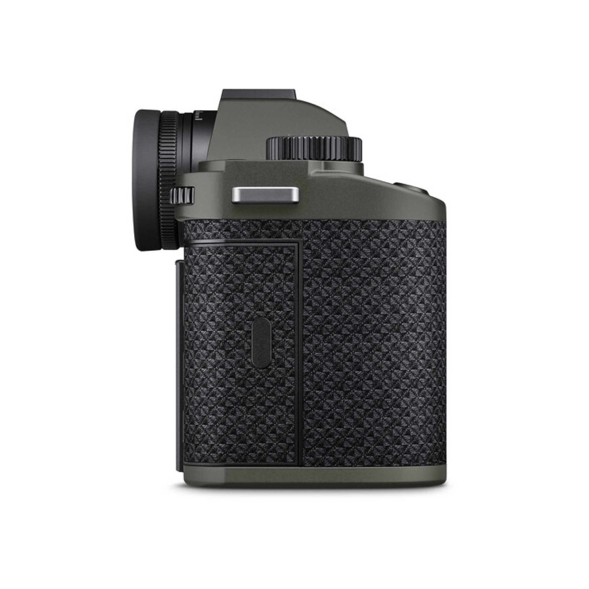 158463B0-B995-444D-9FAC-E7E41E19C4FF