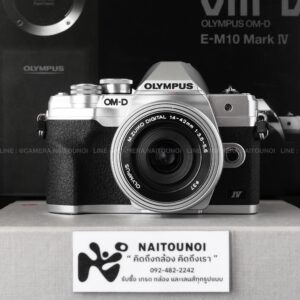 ( Used!! ) Olympus OM-D E-M10 IV Silver + Olympus 14-42 F3.5-5.6